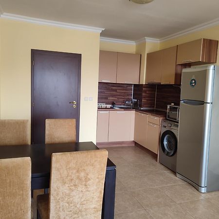 Dom-El Real Apartments Amphora Sveti Vlas Eksteriør bilde