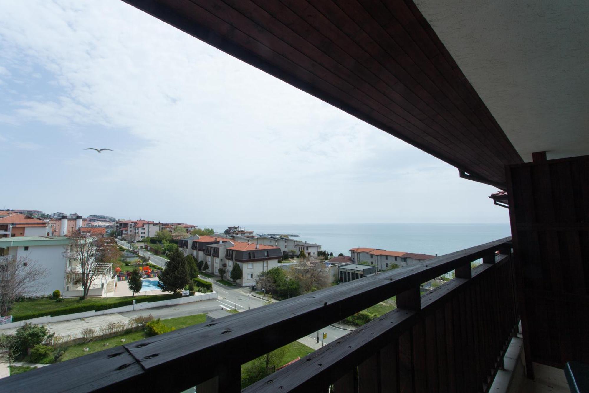 Dom-El Real Apartments Amphora Sveti Vlas Eksteriør bilde