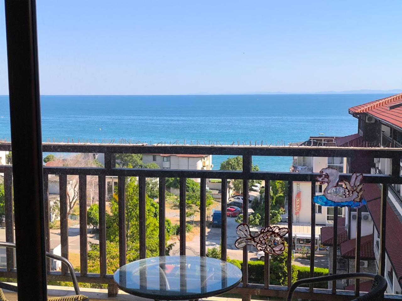 Dom-El Real Apartments Amphora Sveti Vlas Eksteriør bilde