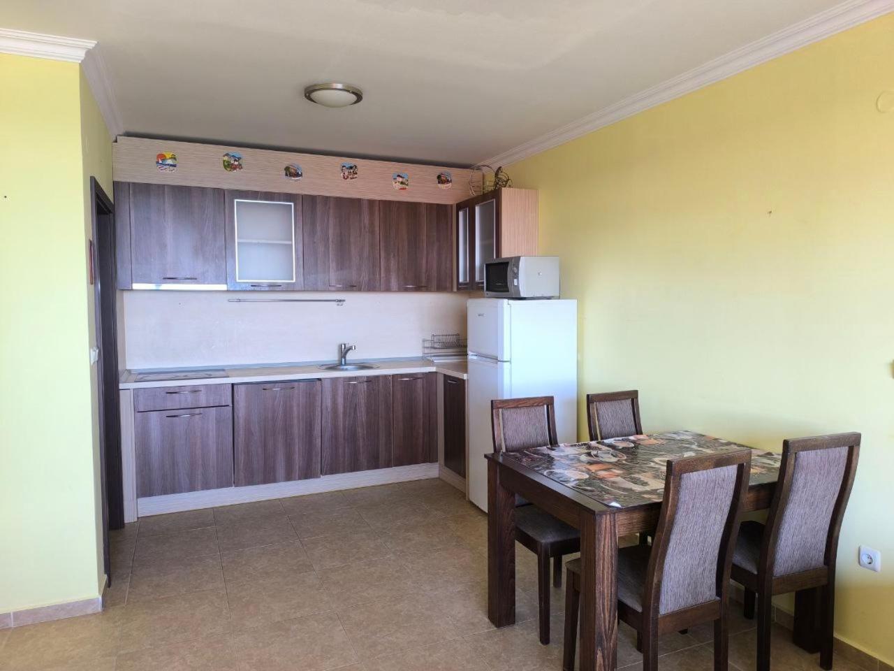 Dom-El Real Apartments Amphora Sveti Vlas Eksteriør bilde