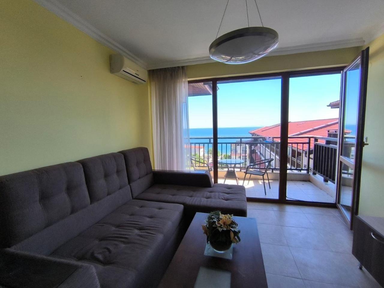 Dom-El Real Apartments Amphora Sveti Vlas Eksteriør bilde