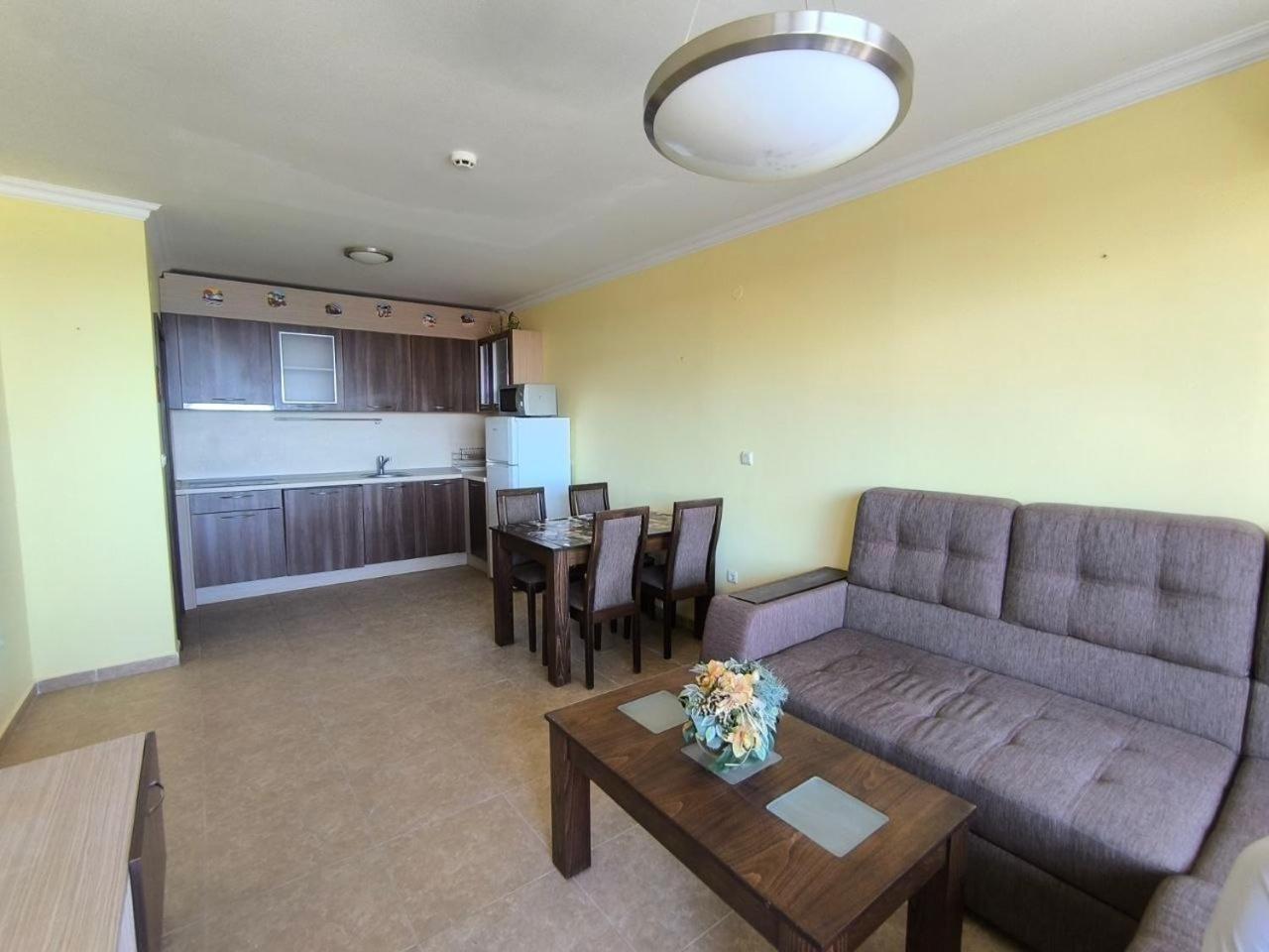 Dom-El Real Apartments Amphora Sveti Vlas Eksteriør bilde
