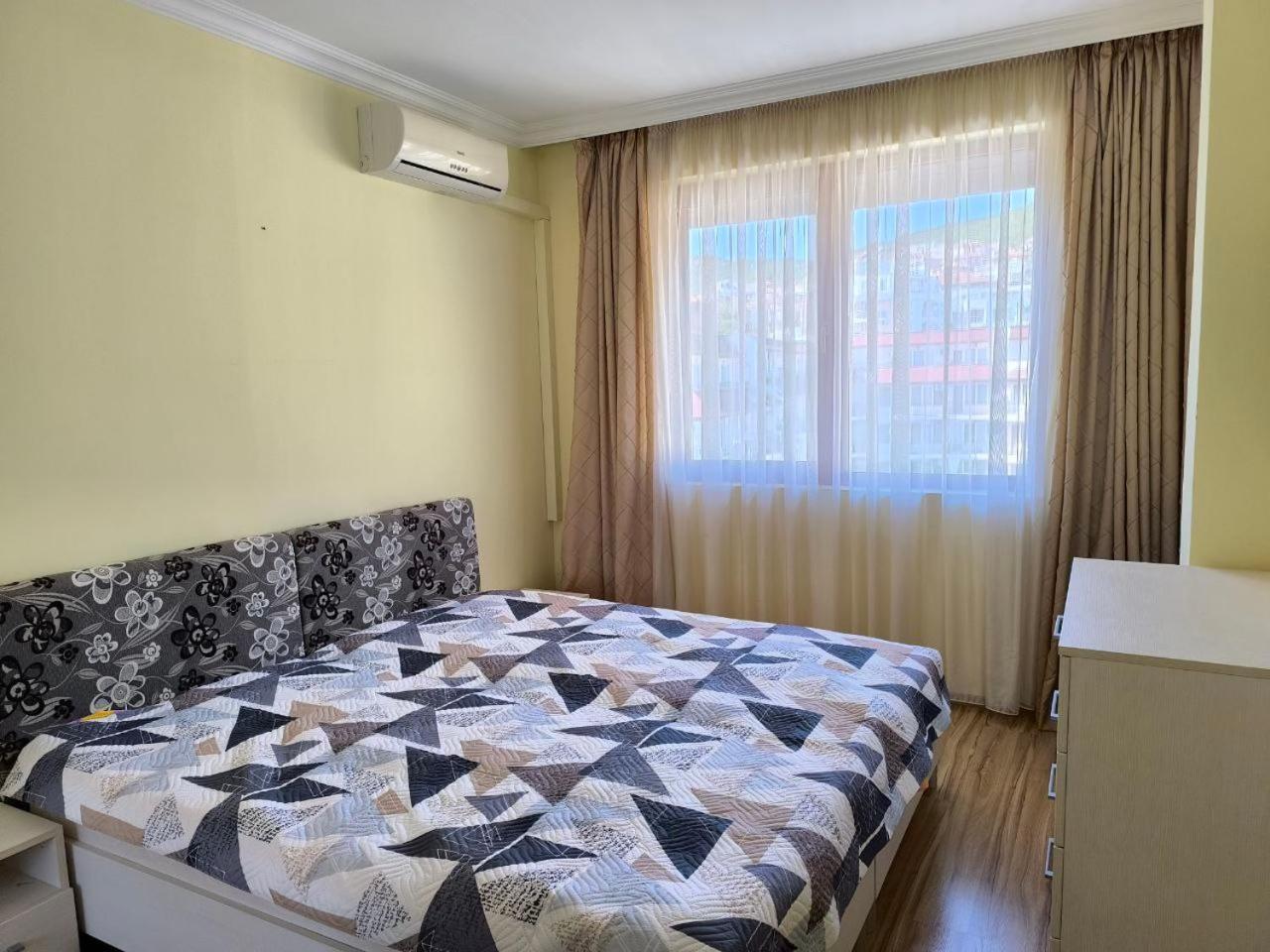 Dom-El Real Apartments Amphora Sveti Vlas Eksteriør bilde