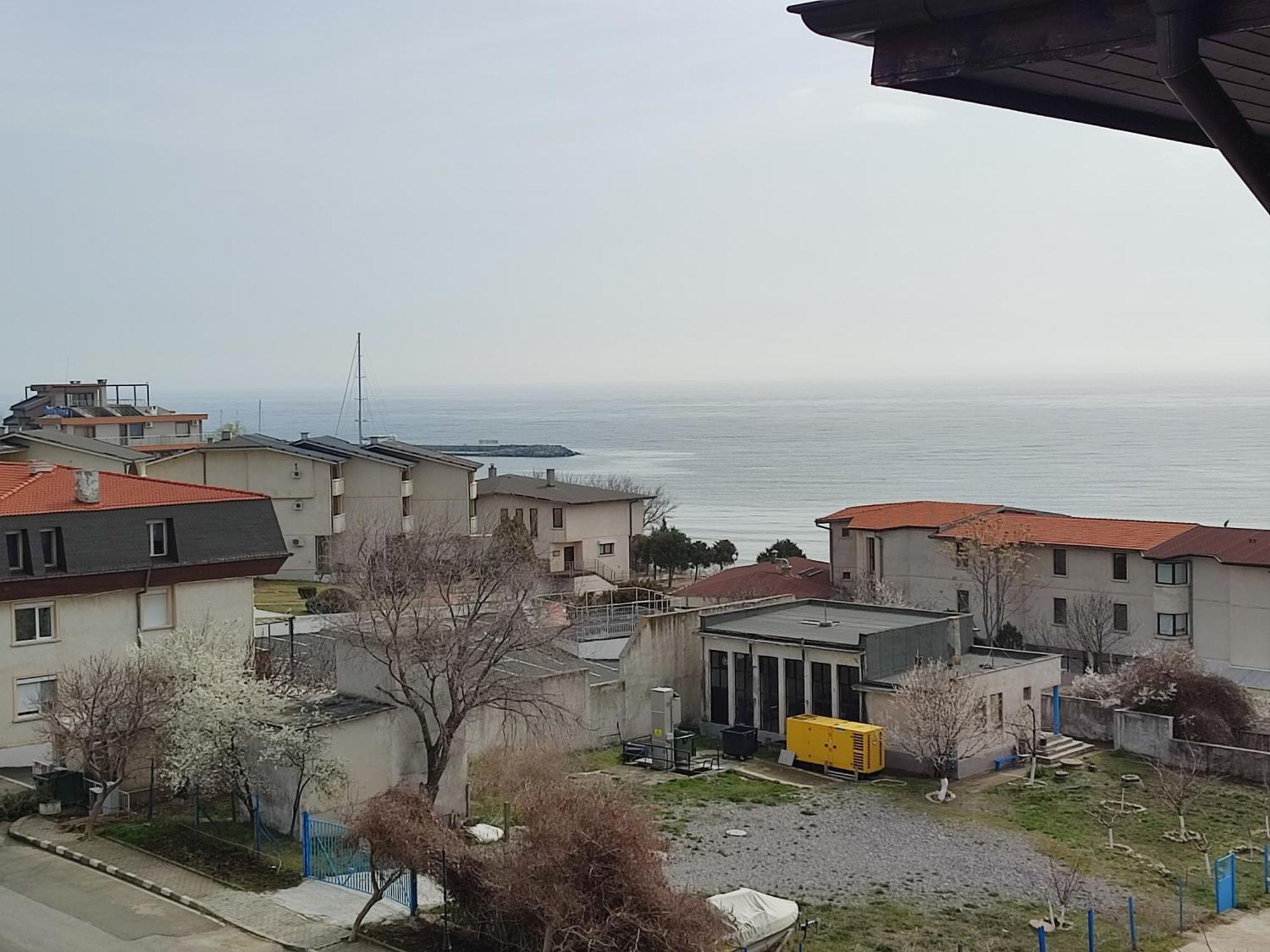 Dom-El Real Apartments Amphora Sveti Vlas Eksteriør bilde