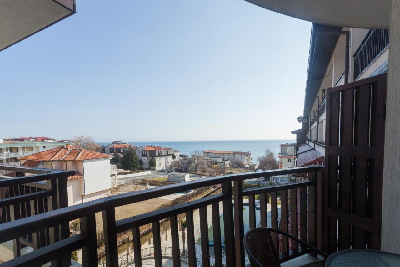 Dom-El Real Apartments Amphora Sveti Vlas Eksteriør bilde