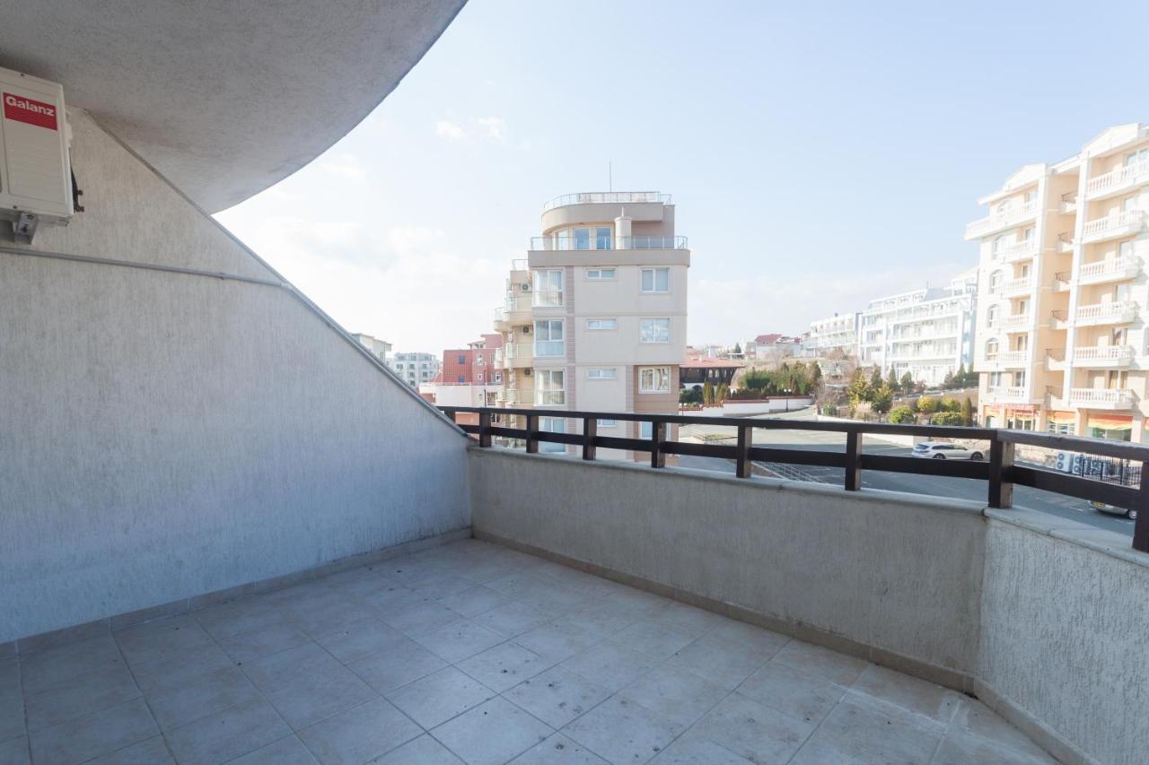 Dom-El Real Apartments Amphora Sveti Vlas Eksteriør bilde